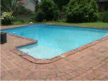 A swimming pool with a fibreglass lining